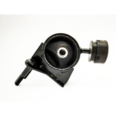 Rear engine mount