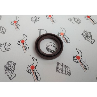 Gearbox input shaft oil seal